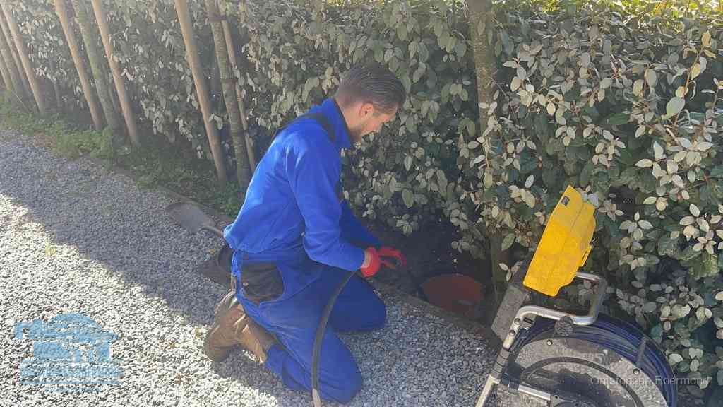 Werkwijze riool ontstoppen in Roermond